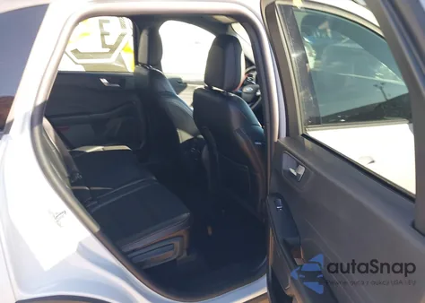 2025 Ford Escape St-Line from USA, damaged, VIN 1FMCU0MN3SUA56786